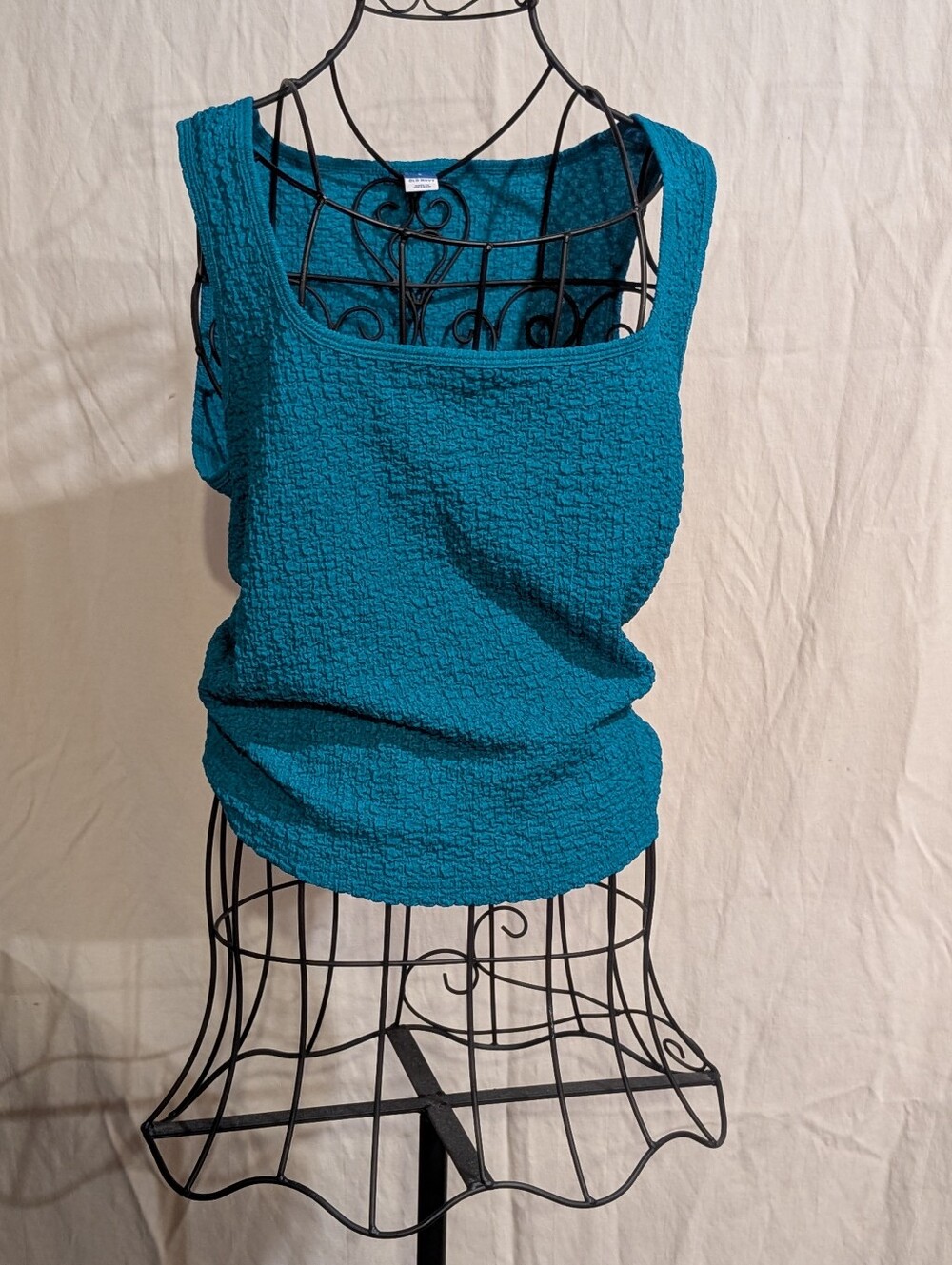 Old Navy Teal Blue Smocked Textured Square Neck Tank Top Size Large - Picture 7 of 7